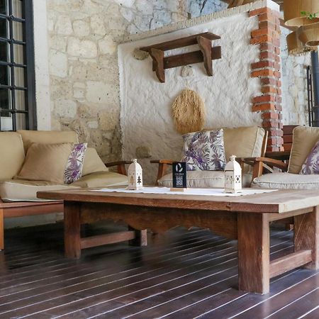 Cocopalm Boutique Hotel Alacati Exterior photo