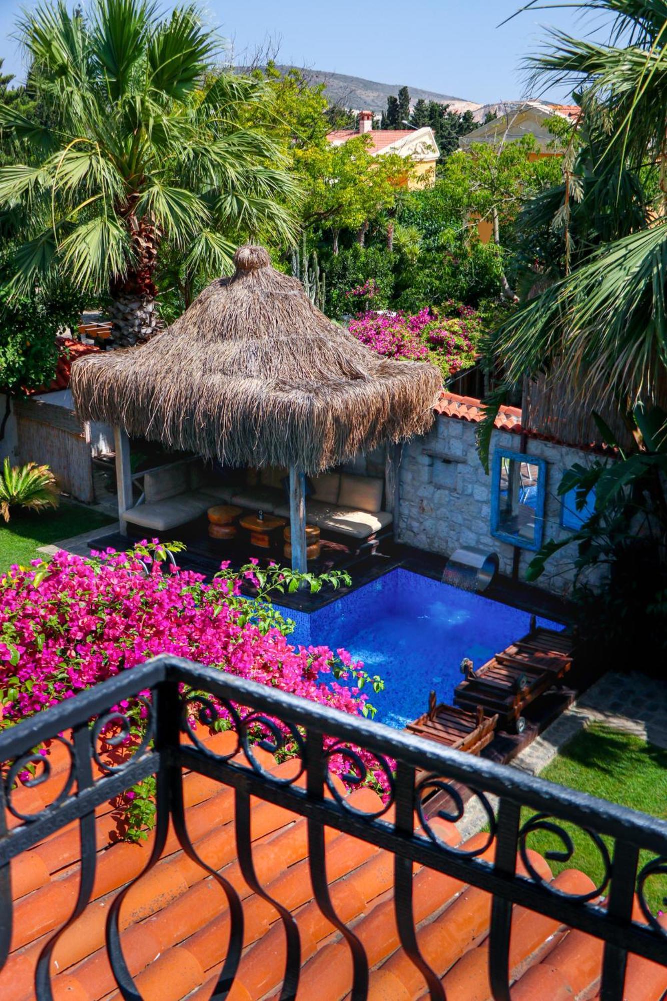 Cocopalm Boutique Hotel Alacati Exterior photo